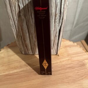 Charlotte Tilbury Hollywood Contour Wand - Deep Brown with Gold Accents